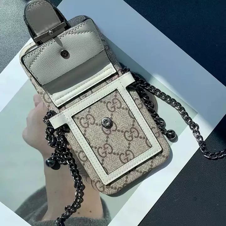 グッチGucci ブランド iphone16pro/16/16promaxケース チェーン